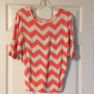 Chevron dolman top, 3/4 sleeve